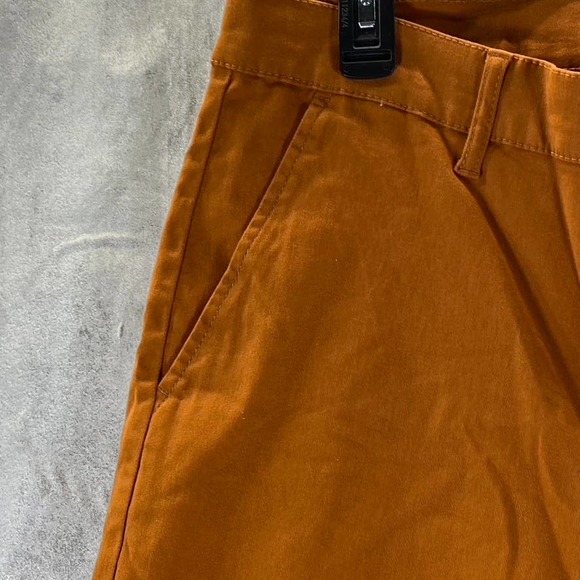 And Now This Men's Brown Stretch Performance Chino Shorts SZ 34 - Picture 3 of 11